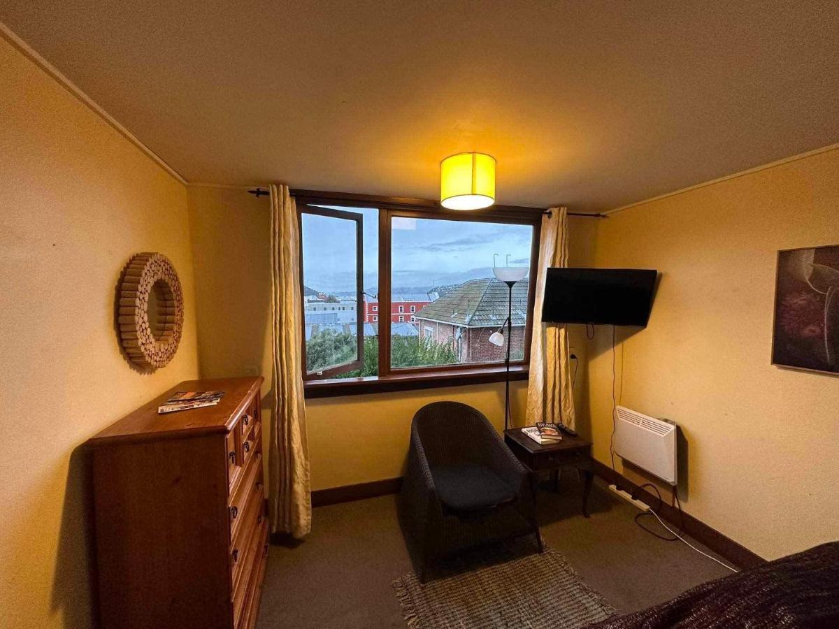 Manor House Backpackers Vandrehjem Dunedin Eksteriør billede
