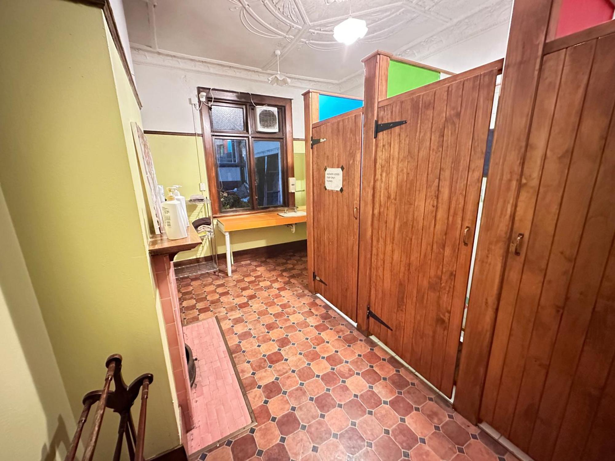 Manor House Backpackers Vandrehjem Dunedin Eksteriør billede