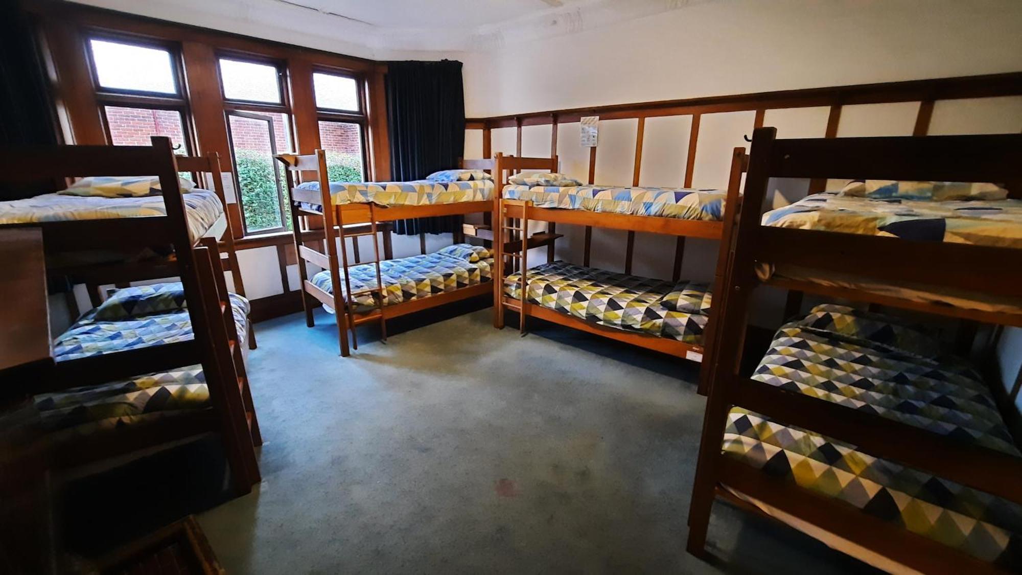 Manor House Backpackers Vandrehjem Dunedin Eksteriør billede